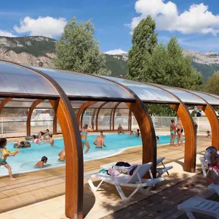 Camping 3 Etoiles - Piscine - Ccaa0ga *